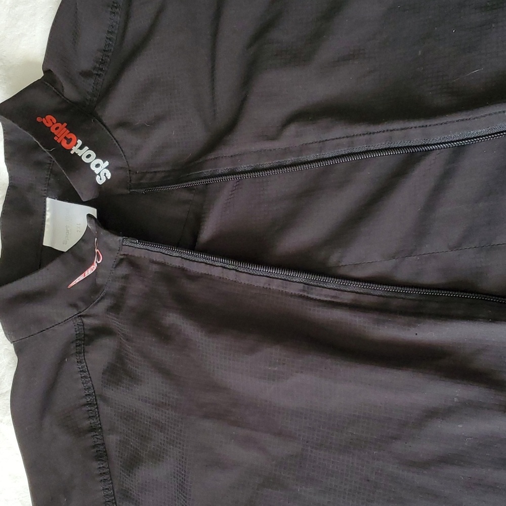Sport Clips uniform  zip up smock 2xl